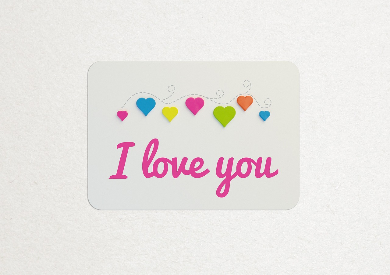 最新情侶頭像潮流，探索愛意的時(shí)尚表達(dá)，一對(duì)浪漫情侶頭像亮相