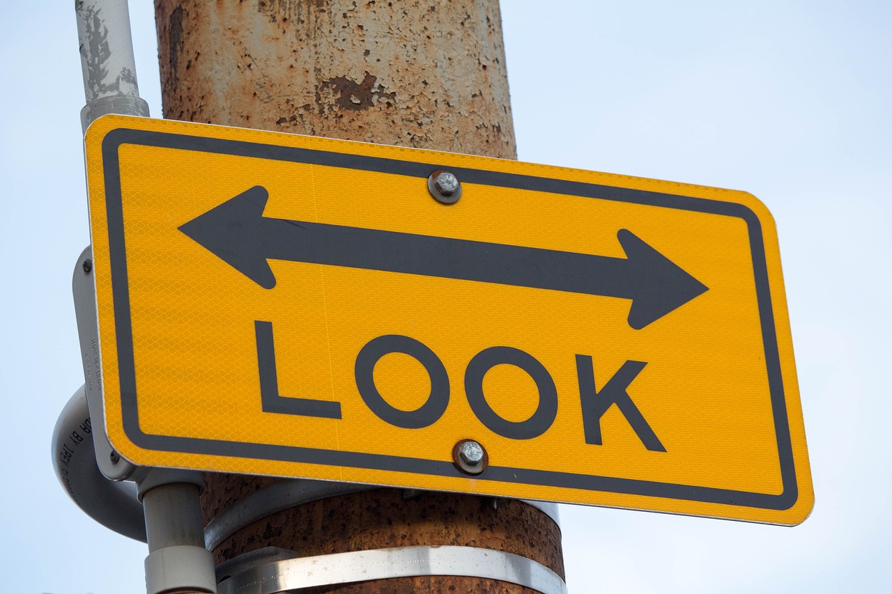 歡樂書客最新破解版背后的警示，違法犯罪的警鐘長鳴