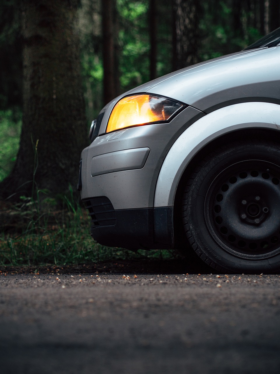 路虎發(fā)現(xiàn)神行最新降價(jià)優(yōu)惠，豪華與實(shí)力的完美結(jié)合！