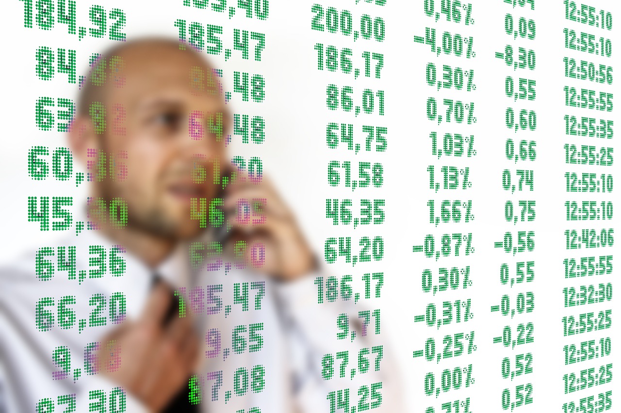 華策影視最新動(dòng)態(tài)與行業(yè)趨勢(shì)，股票行情與市場(chǎng)反應(yīng)分析