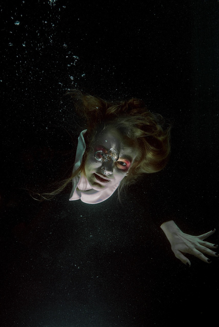 荒島求生，生存與勇氣的挑戰(zhàn)小說